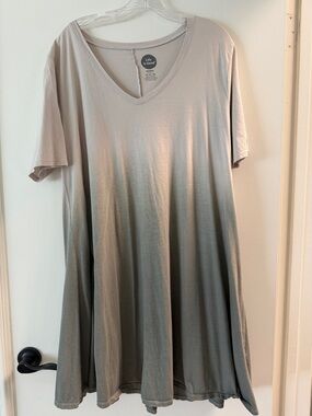 Life Is Good Ombre V-Neck Swing Dress XL